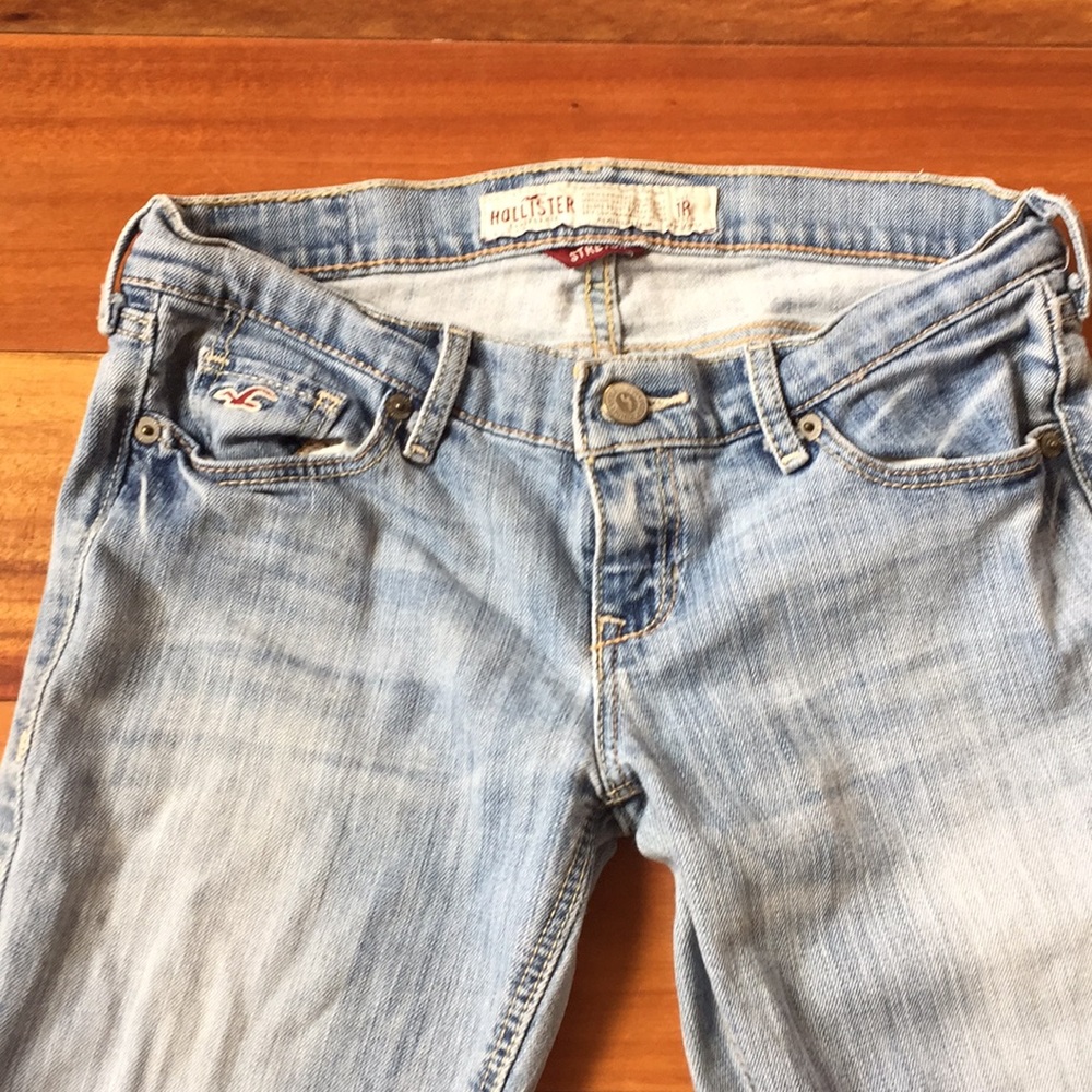 HOLLISTER JEANS - Picture 2 of 9